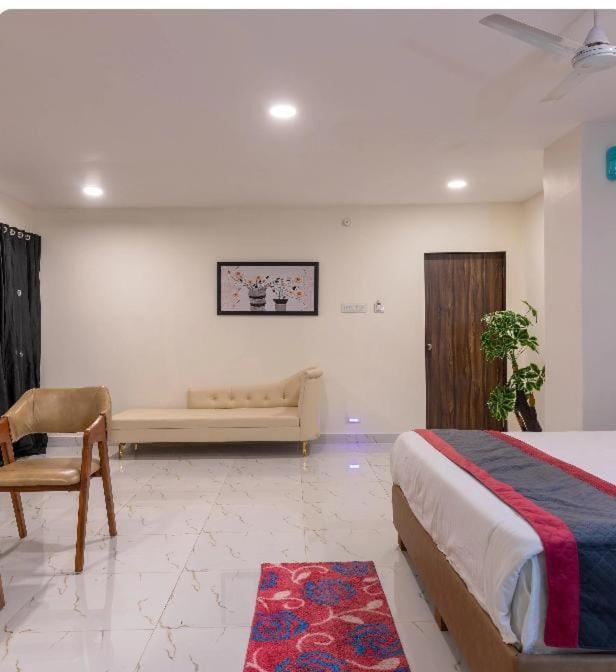 Blossoms Abhi Residency- Opp Hitex Charminar Arch 3* Hyderabad