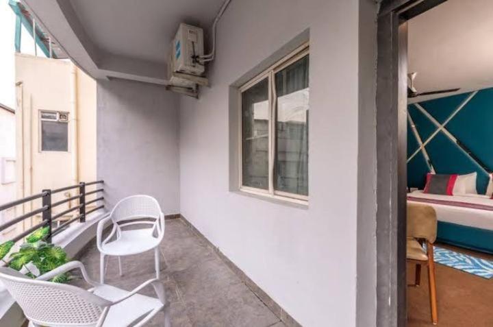 Hotel Blossoms Abhi Residency- Opp Hitex Charminar Arch