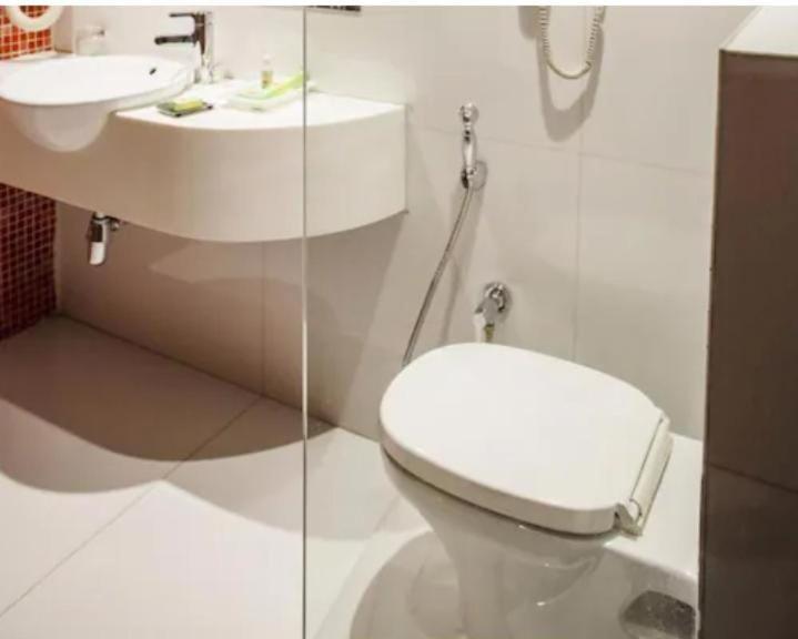 Blossom Rooms- A Luxury Collection Hotel- Beside Care Hospital- Banjara Hills 3*