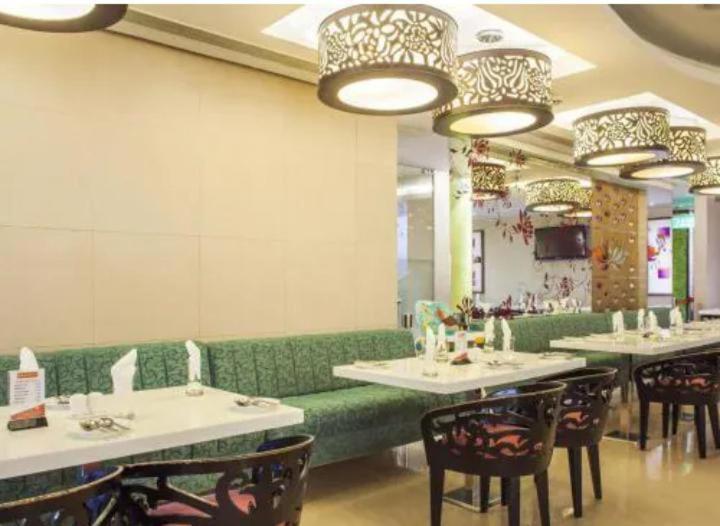 Blossom Rooms- A Luxury Collection Hotel- Beside Care Hospital- Banjara Hills 3*