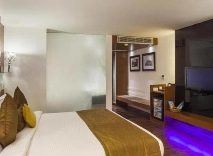 Blossom Rooms- A Luxury Collection Hotel- Beside Care Hospital- Banjara Hills Hotel 3*