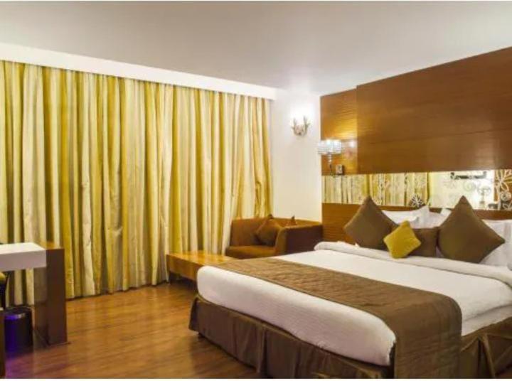 Blossom Rooms- A Luxury Collection Hotel- Beside Care Hospital- Banjara Hills Hotel