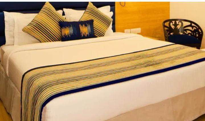 Hotel Blossom Rooms- A Luxury Collection Hotel- Beside Care Hospital- Banjara Hills Hyderabad