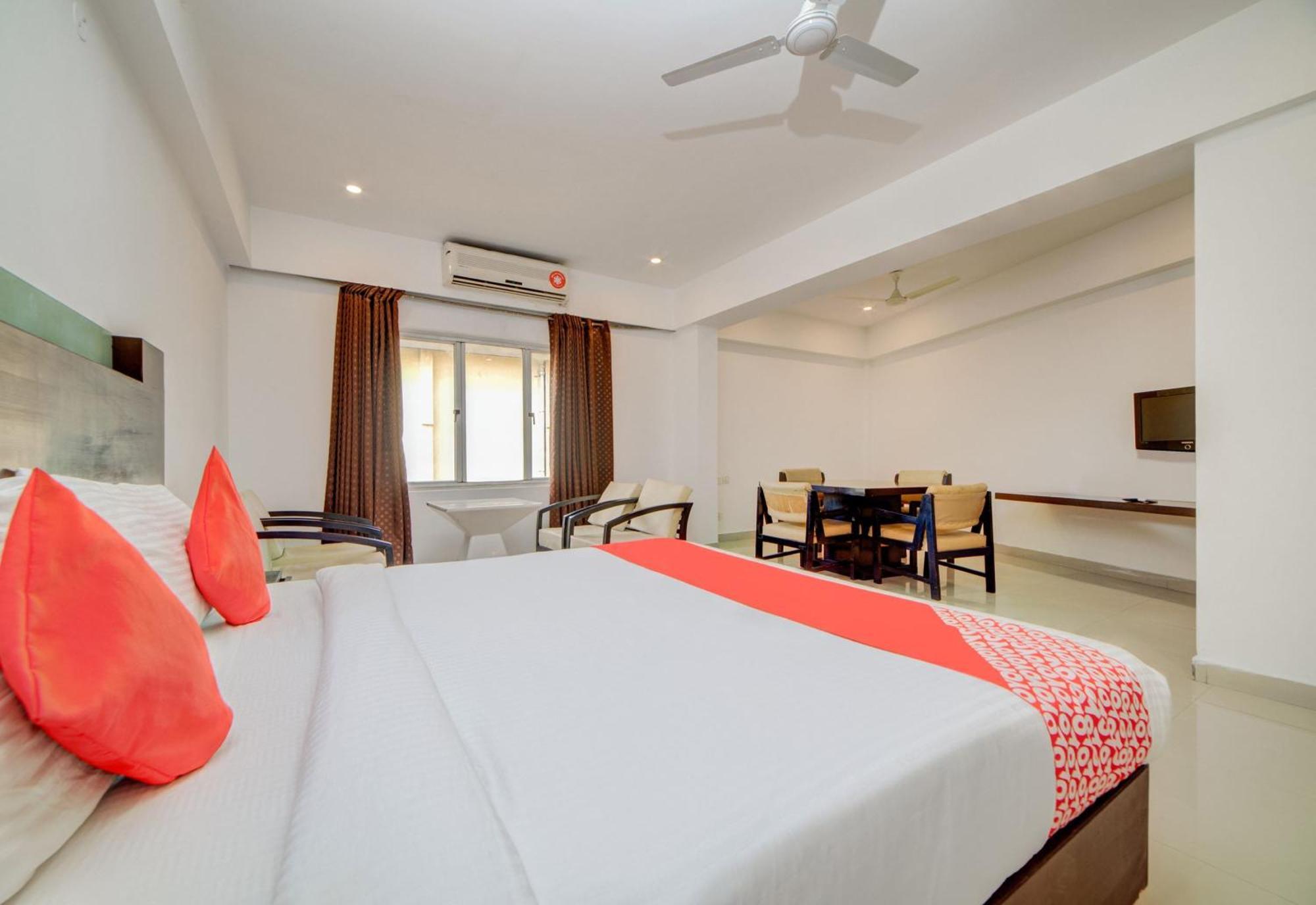 O Kachiguda Railway Station Hotel 3*