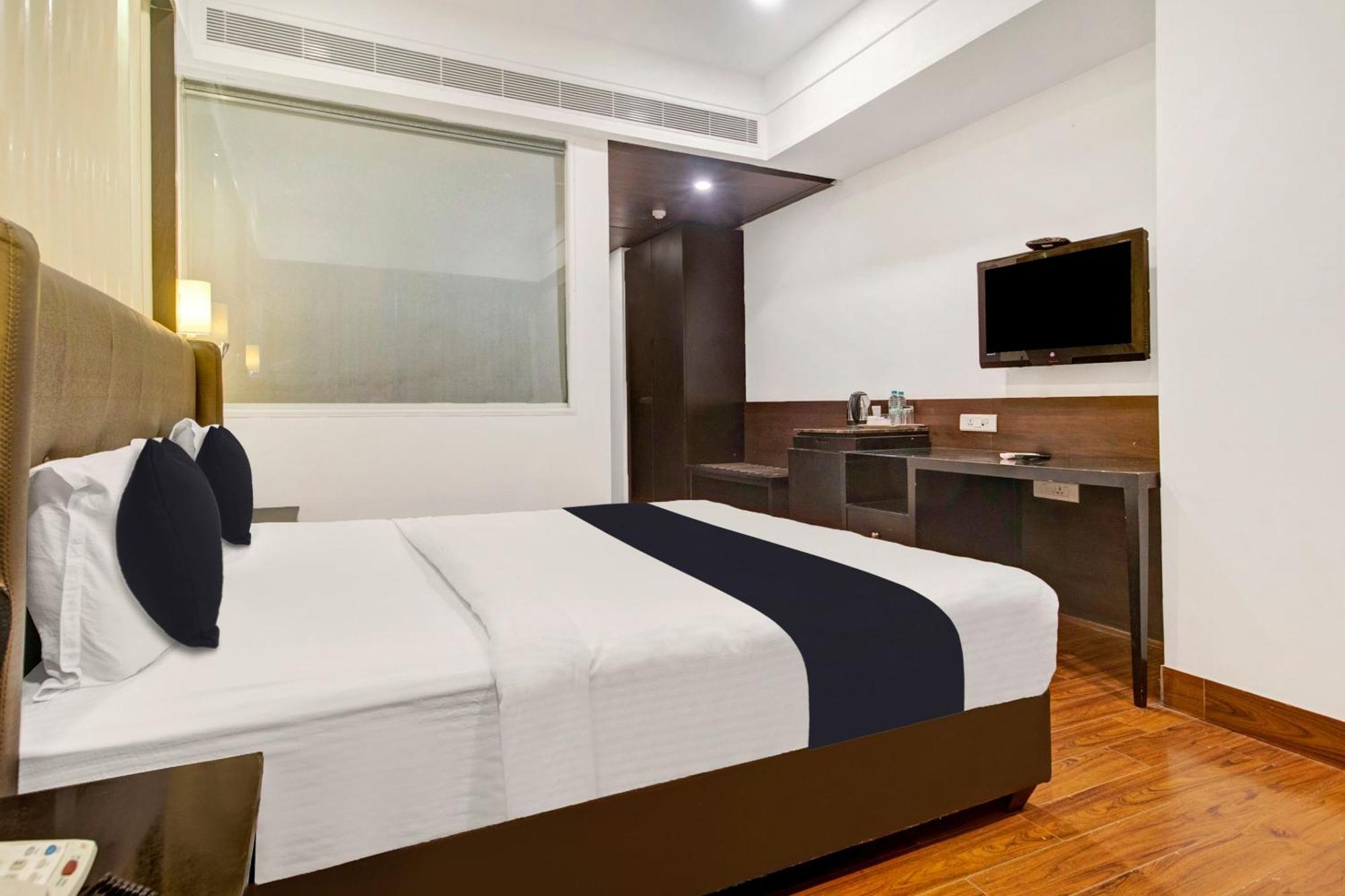 Capital O Grand Himayat 3* Hyderabad