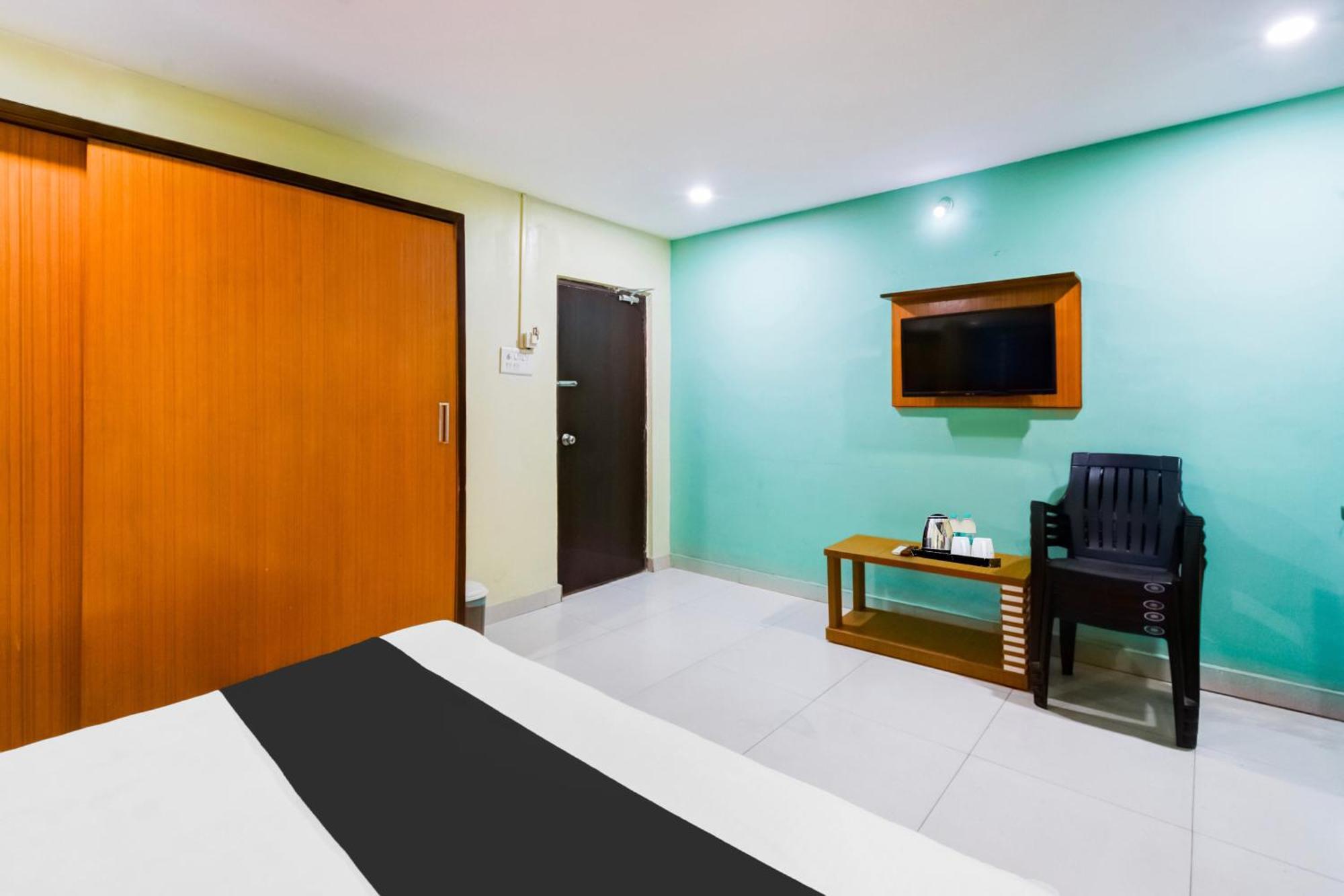 Hotel Super O Usha Mullapudi Road Kukatpally 3*