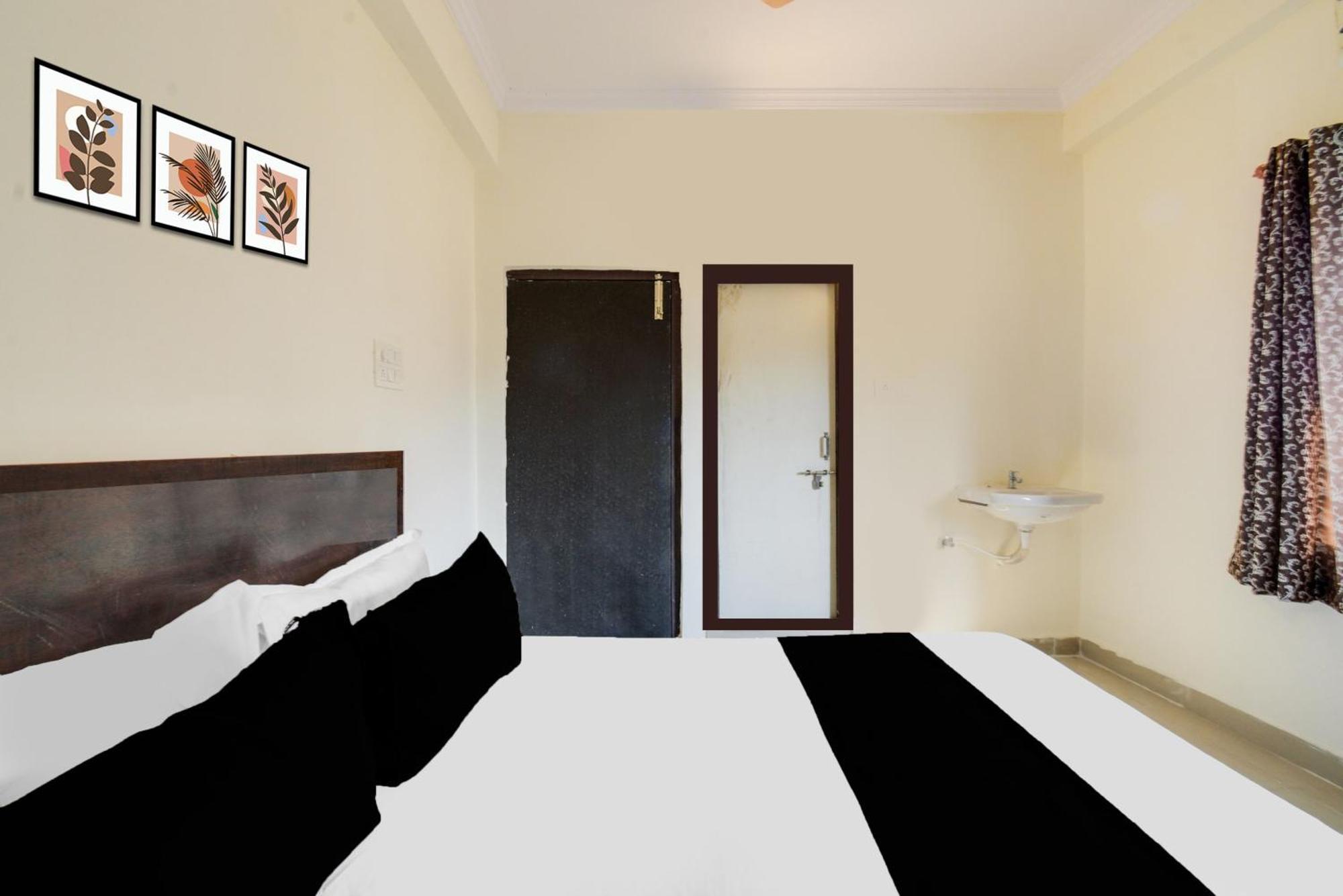 Hotel O Shiridi Serinity Residency Hyderabad