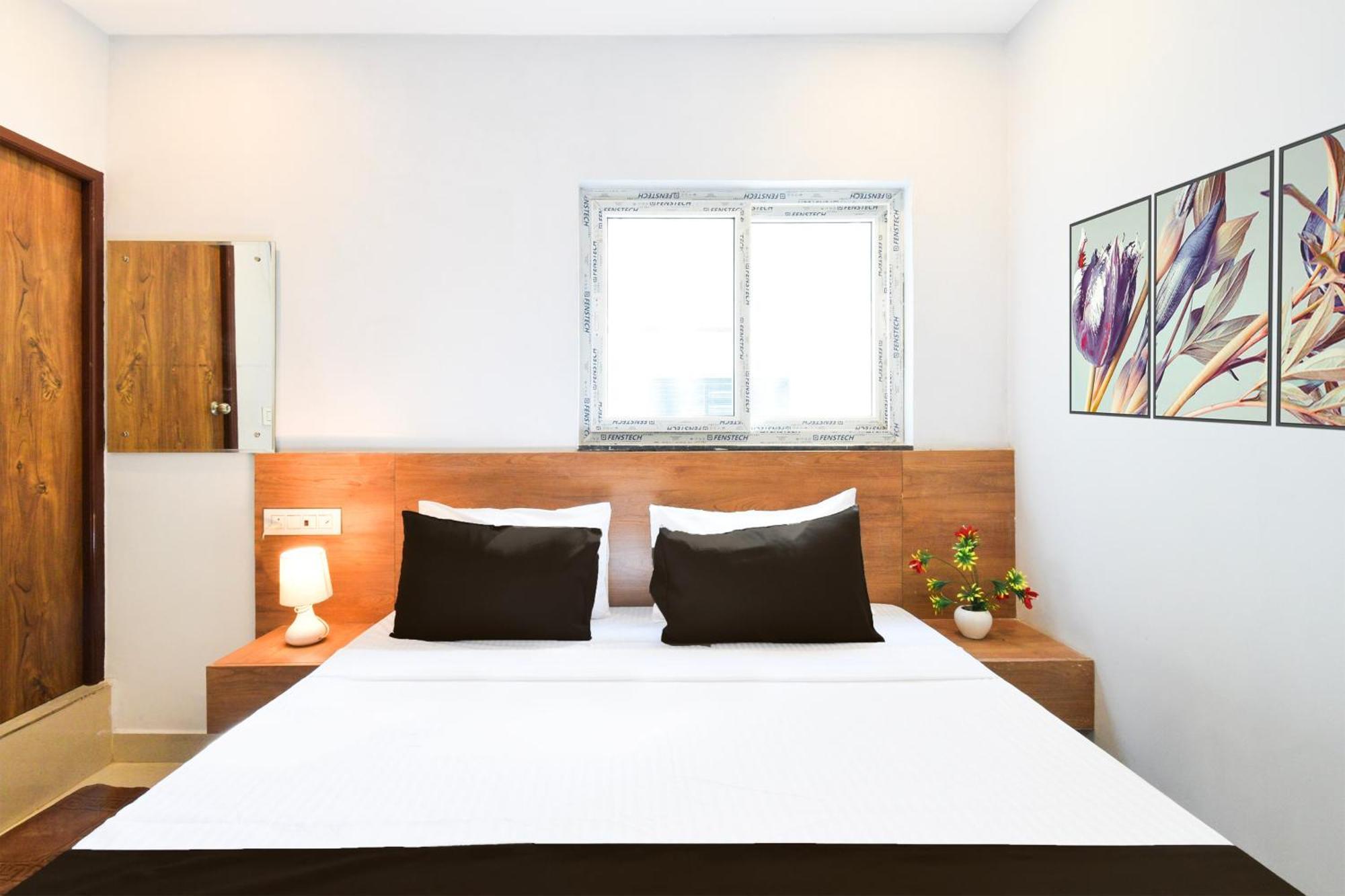 Hotel Super O Vaishnavi Residency Hyderabad