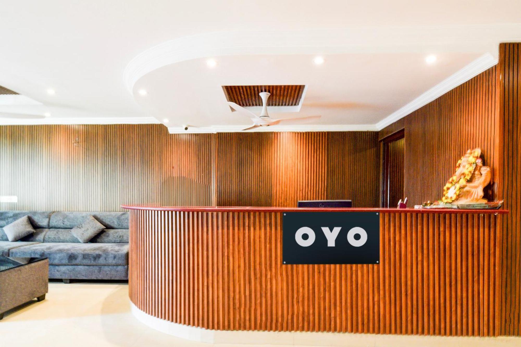 Hotel Super O Vaishnavi Residency