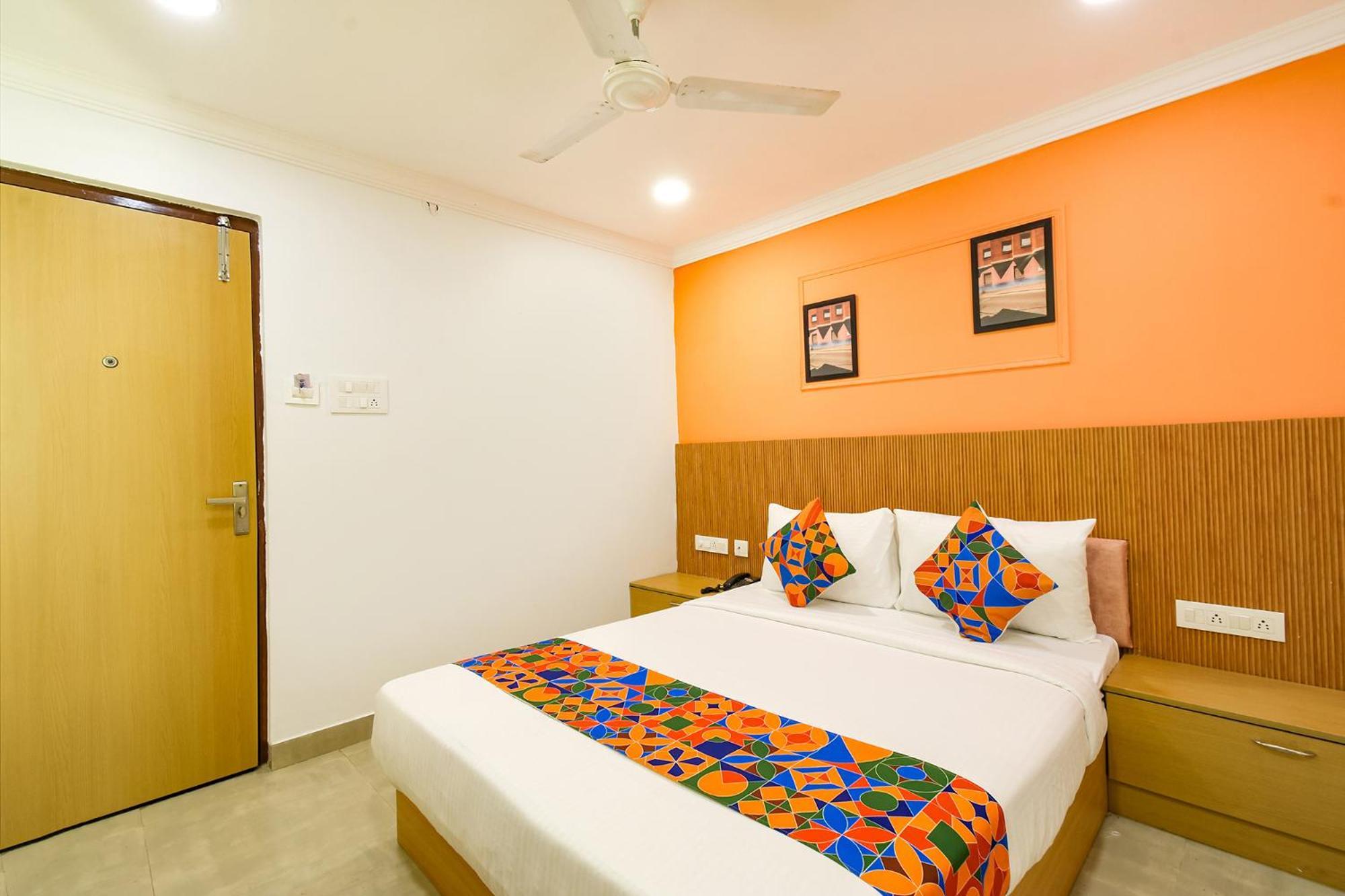 Hotel Fabhotel The Cinco Primera 4*