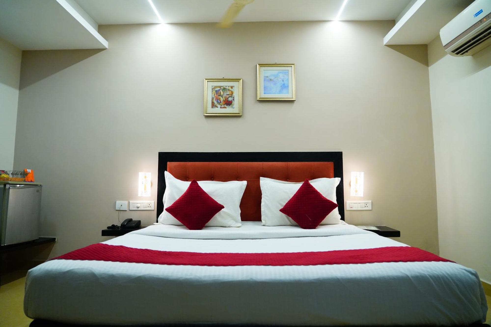 Hotel Delphi Grand Hyderabad