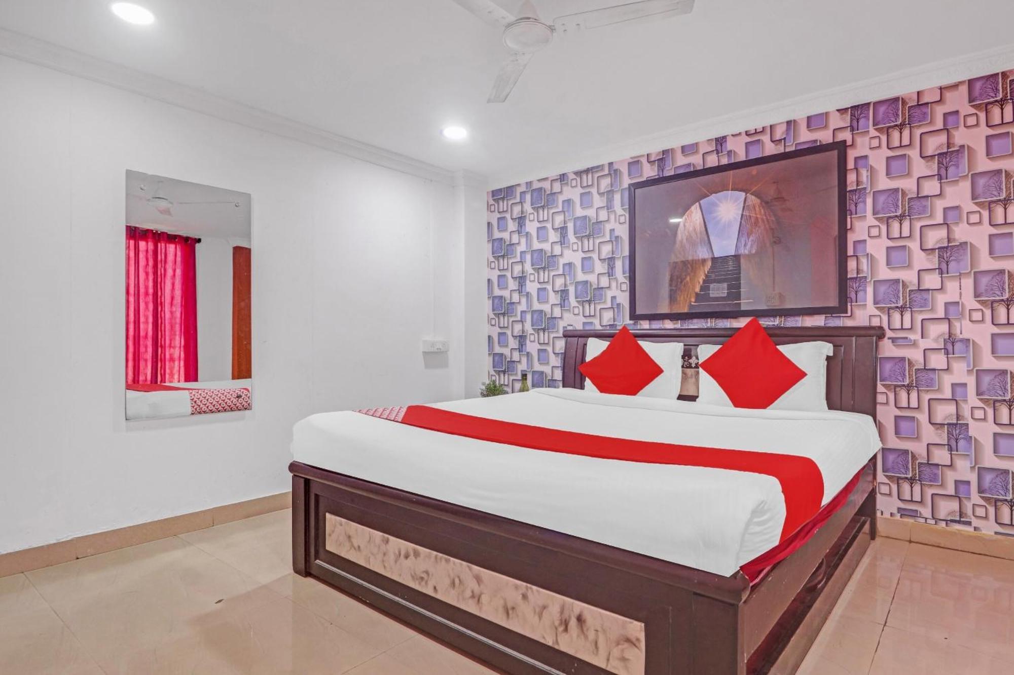 O New Lakeview Palace 3*