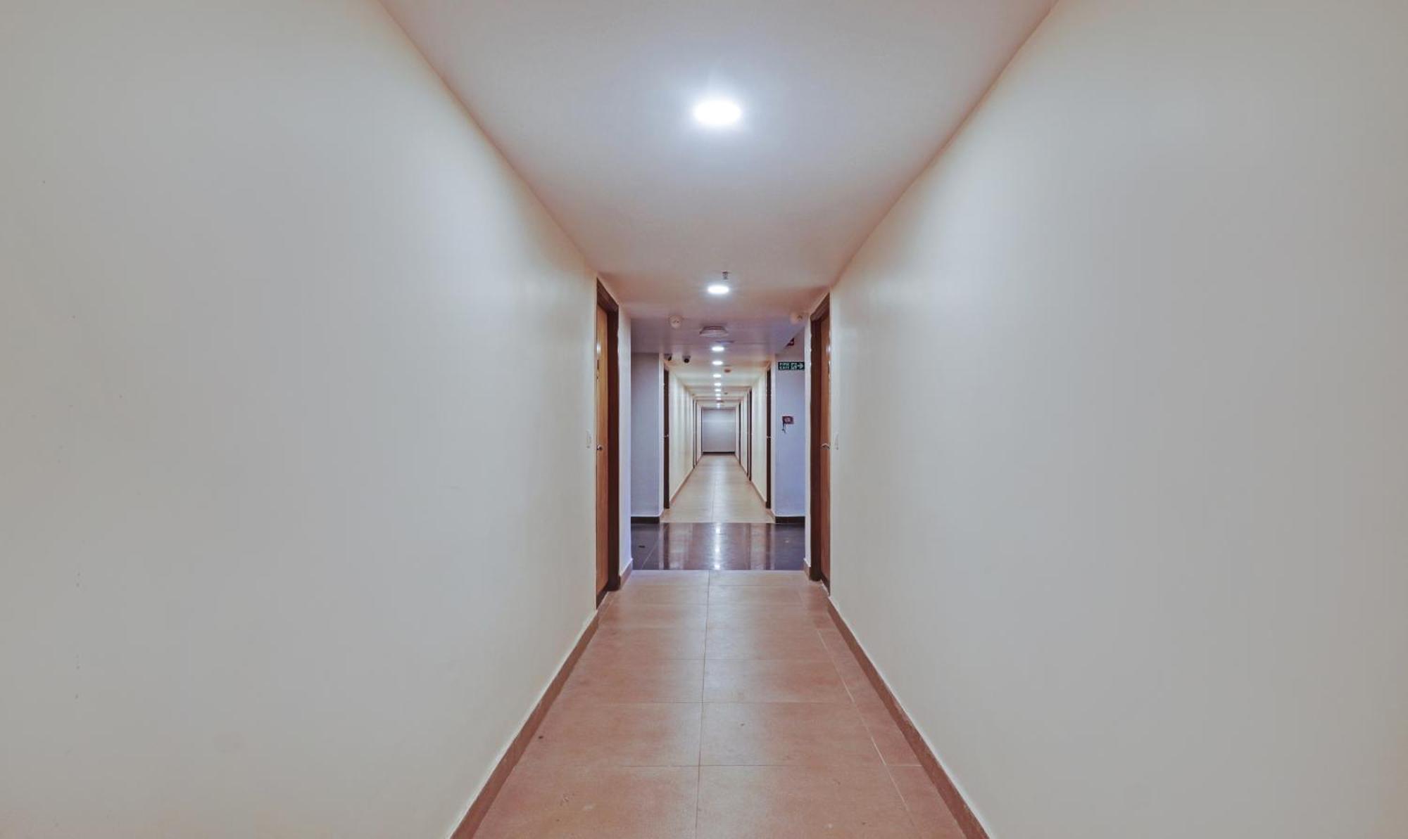 Hotel Treebo Premium Seven View Hyderabad