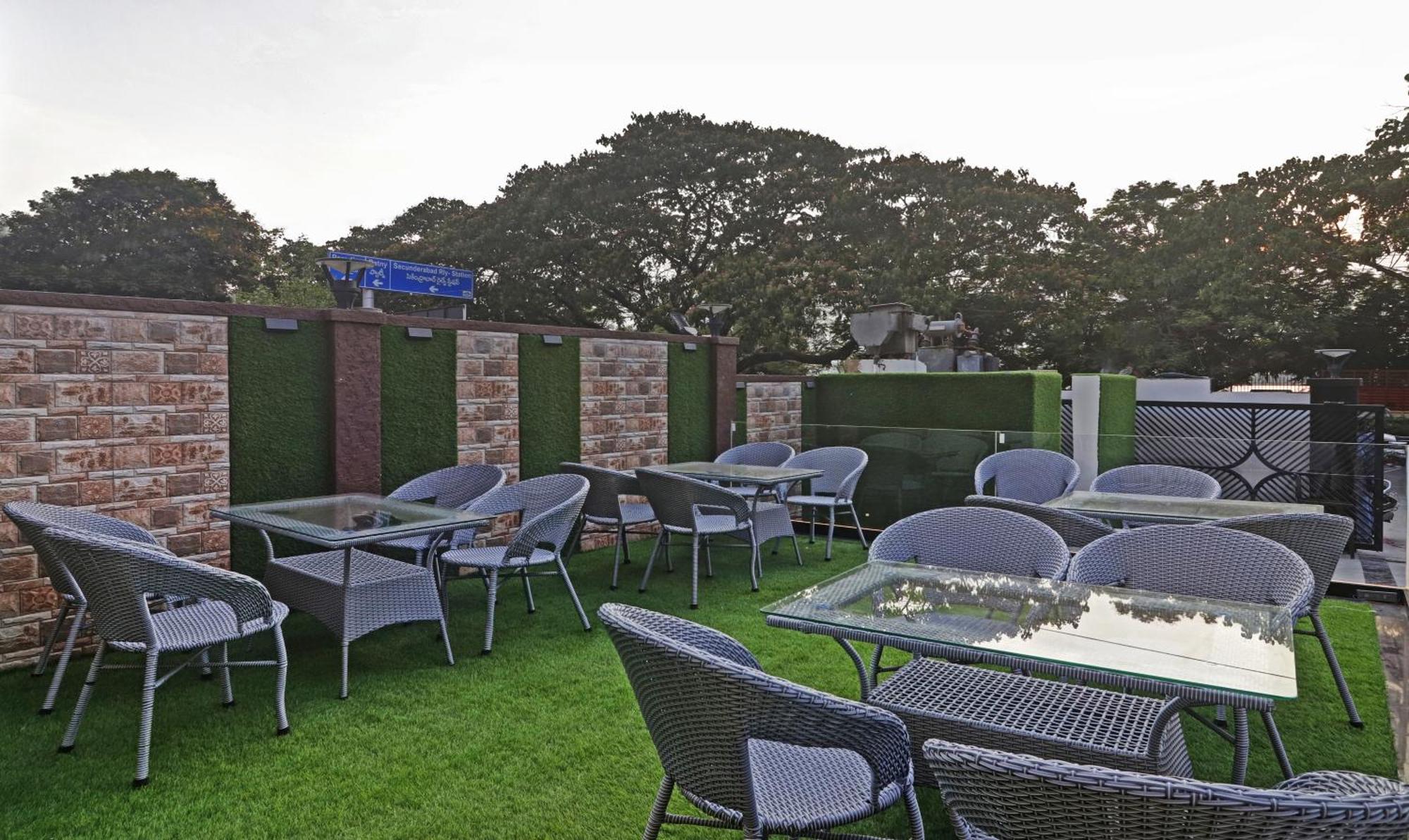 Treebo Premium Seven View Hotel Hyderabad