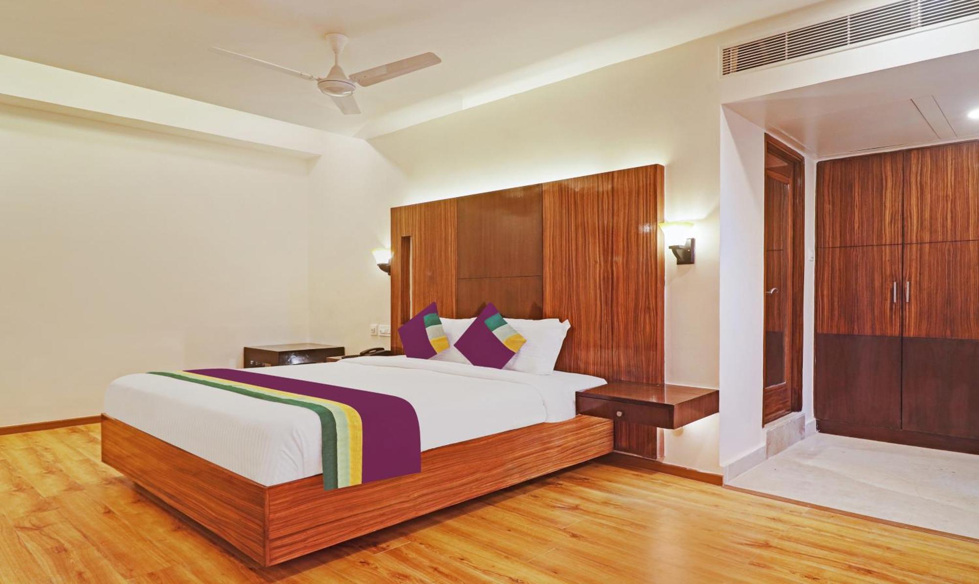Treebo Premium Seven View 4* Hyderabad
