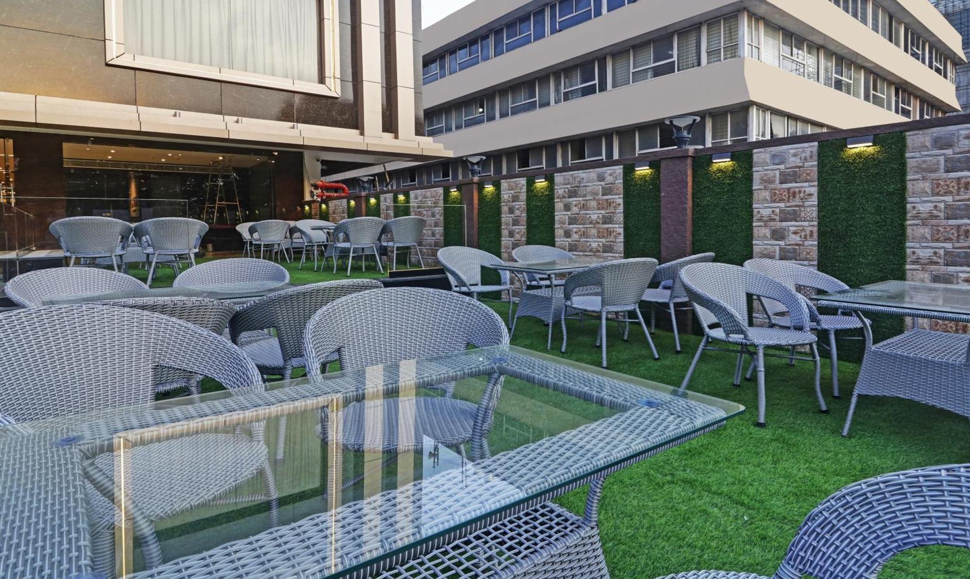 Hotel Treebo Premium Seven View