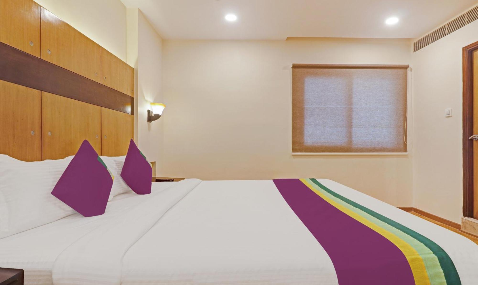 Treebo Premium Seven View 4*