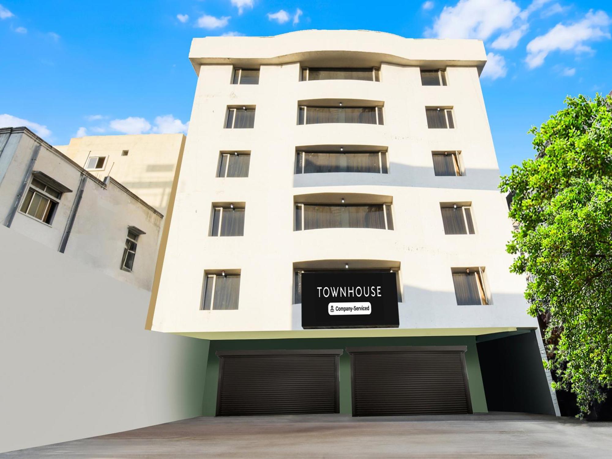 Hotel Super Townhouse Red Hills Lakdikapul Formerly Sitara Grand 3*