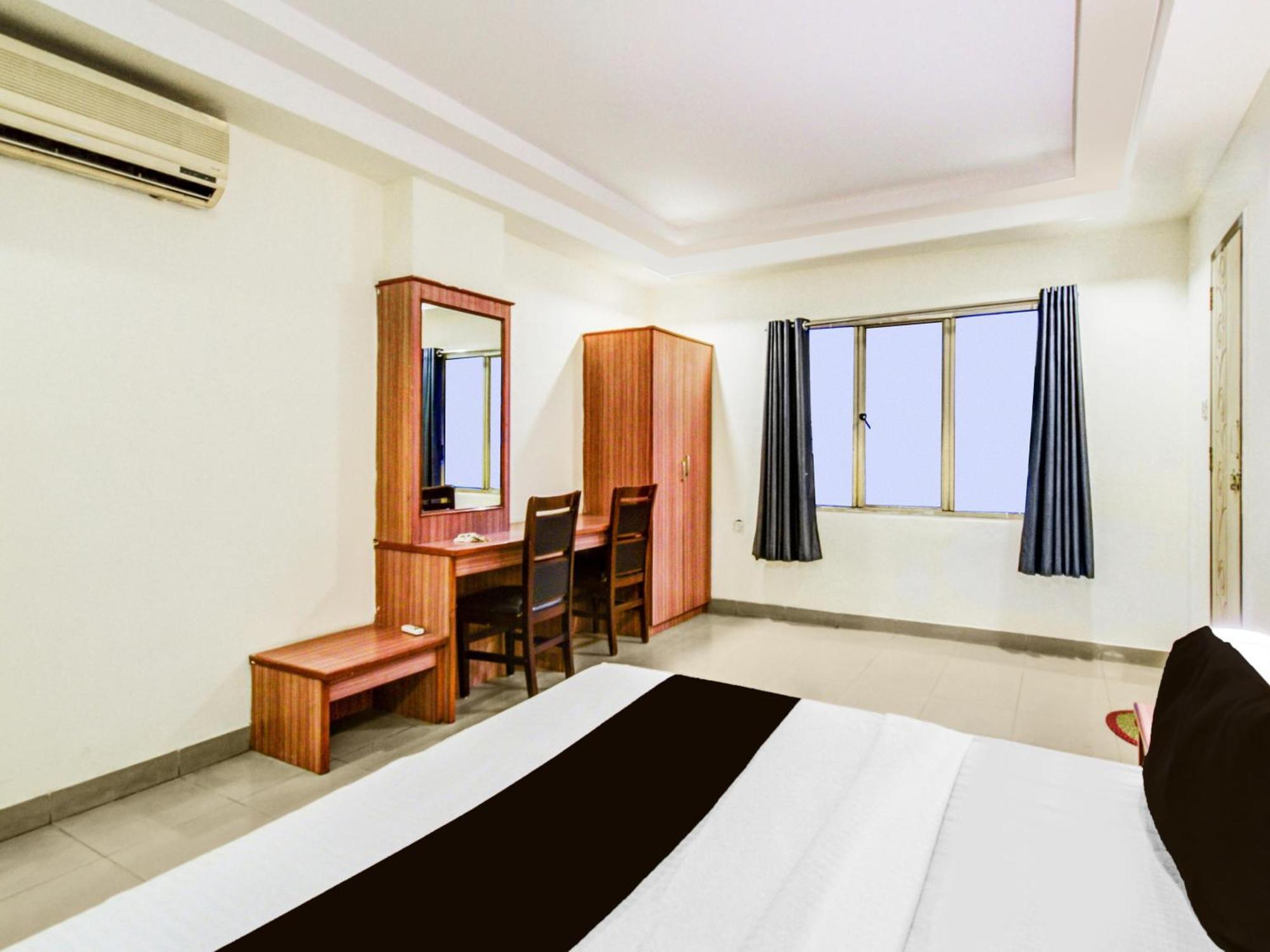 Hotel Super Townhouse Red Hills Lakdikapul Formerly Sitara Grand