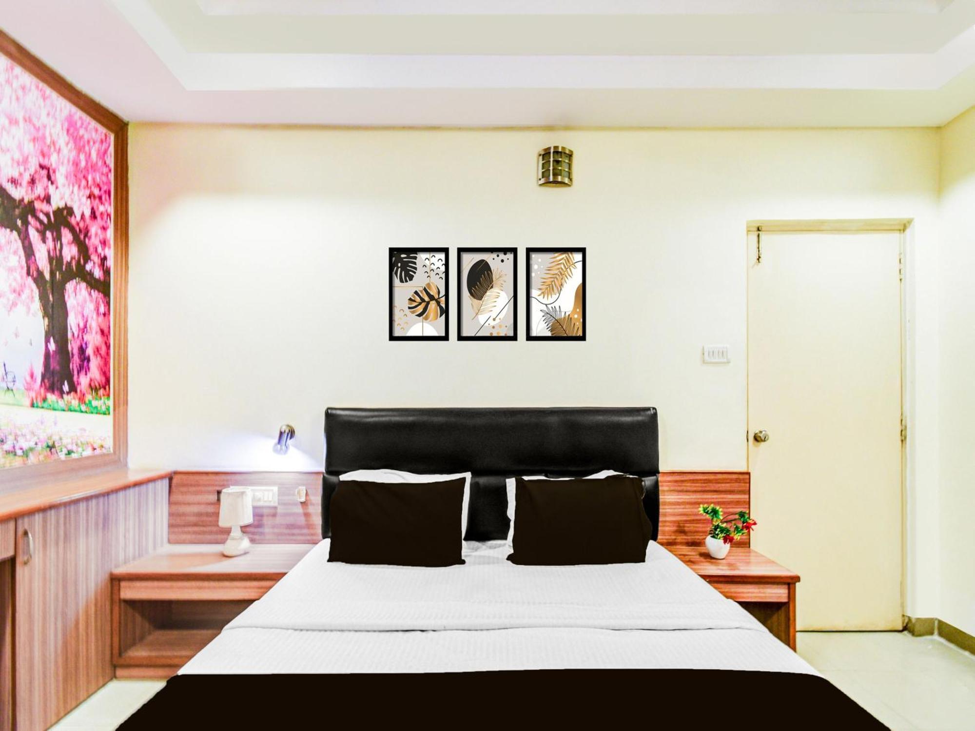 Super Townhouse Red Hills Lakdikapul Formerly Sitara Grand Hotel