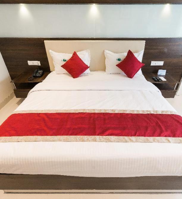 Blossoms Park Continental- A Luxury Collection Hotel