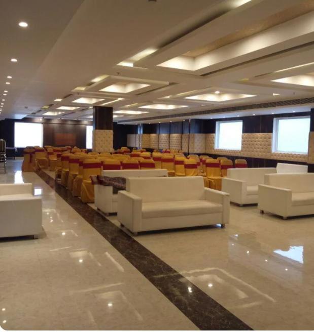 Blossoms Park Continental- A Luxury Collection Hyderabad