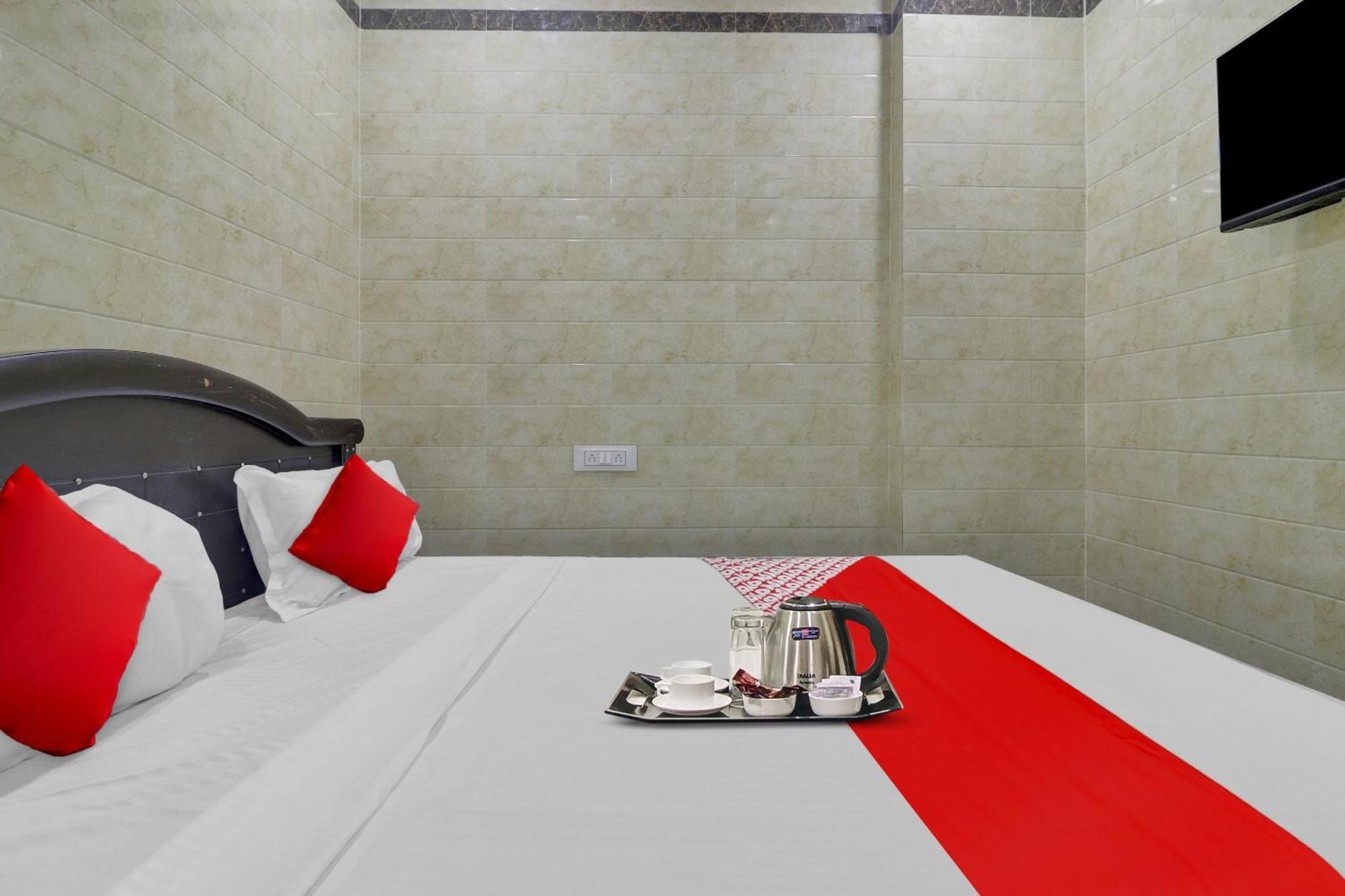 Hotel O Ashoka Classic Near Gokul