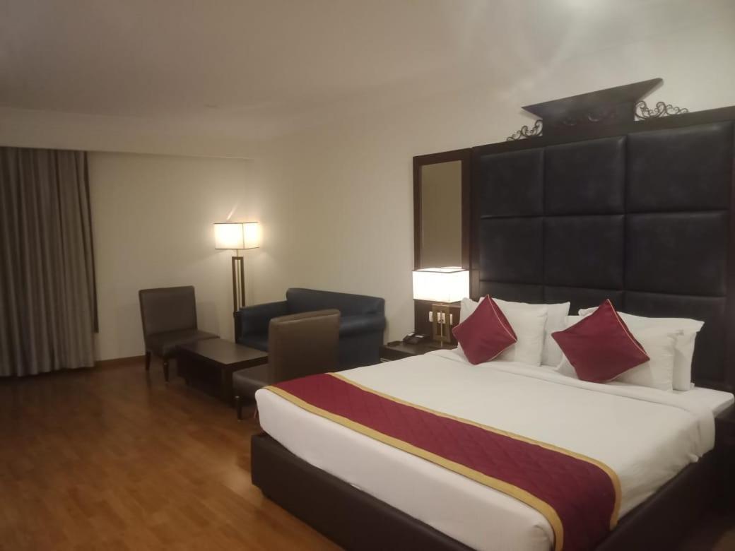 Blossom Rooms- A Luxury Collection Hotel- Beside Care Hospital- Banjara Hills Hyderabad