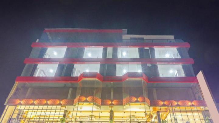 Blossom Destination Inn- Banjara Hills Hotel 3*