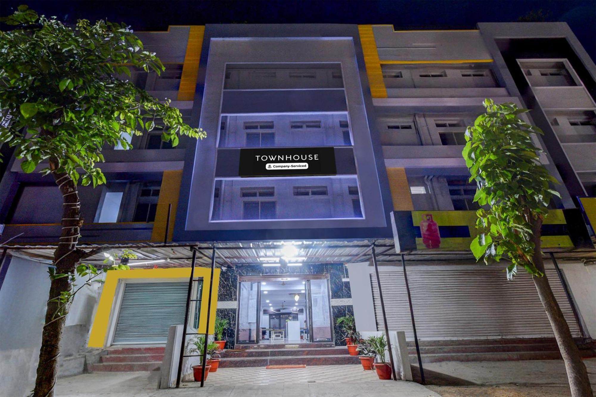 Hotel Townhouse Cherlapally Railway Station Hyderabad