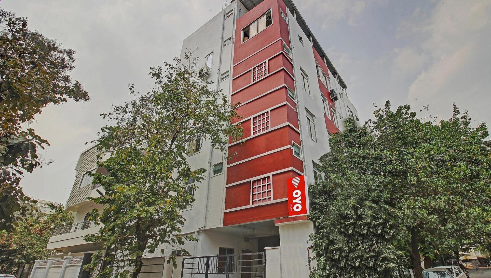O Sri Residency Near Hotel