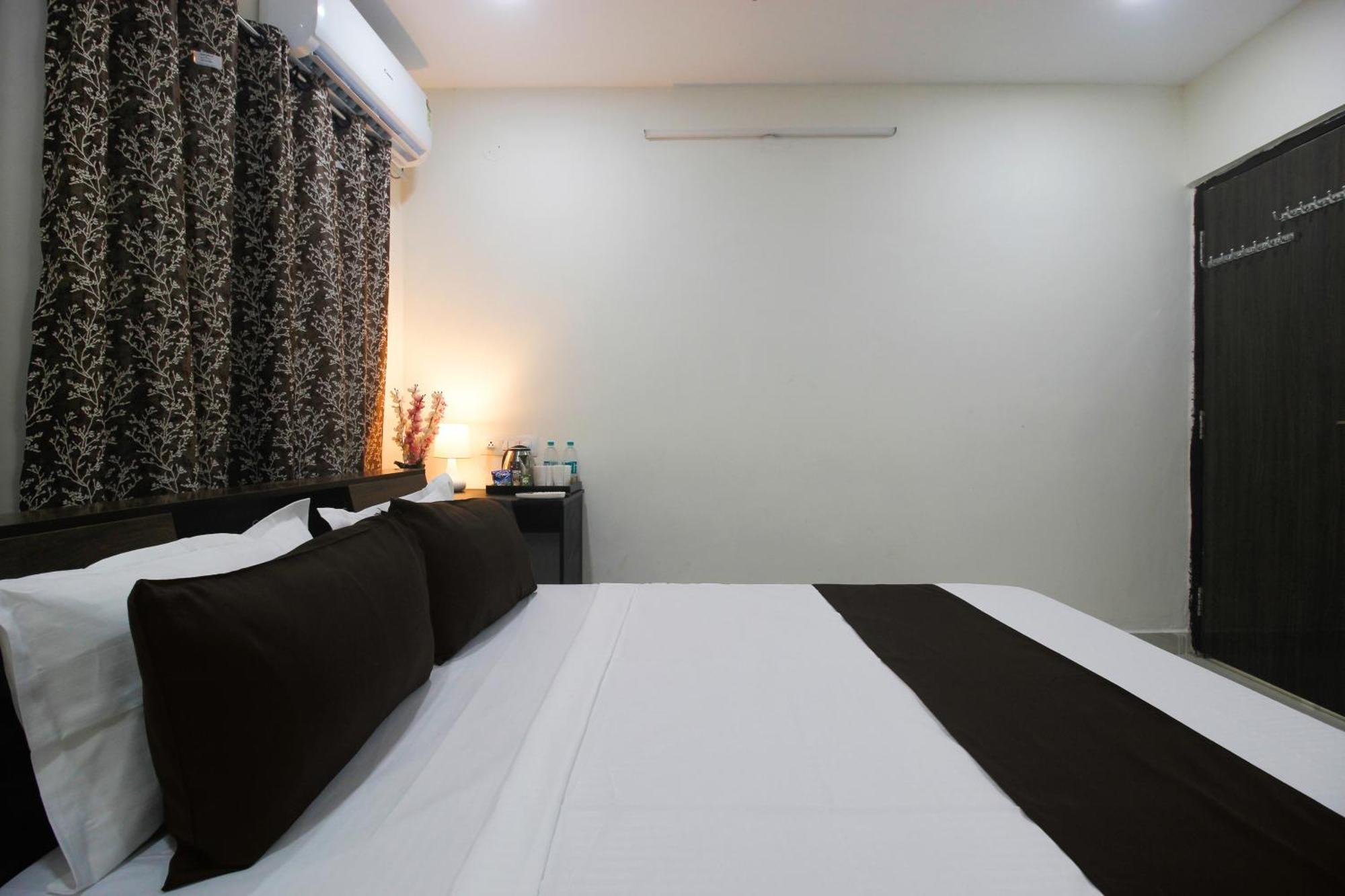 Collection O Stayo Hotel Hyderabad