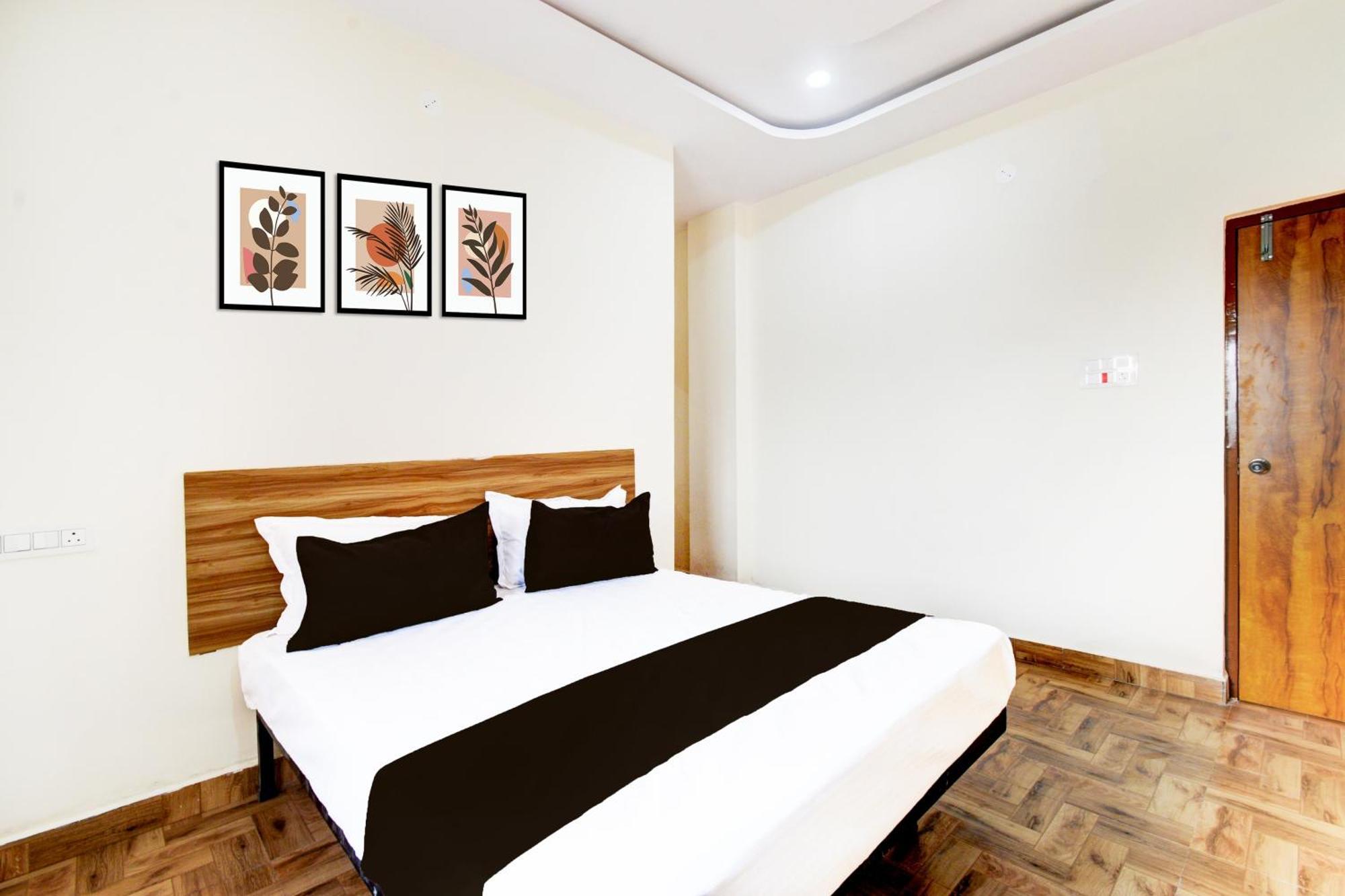 O Bluemoon Hotel 3*