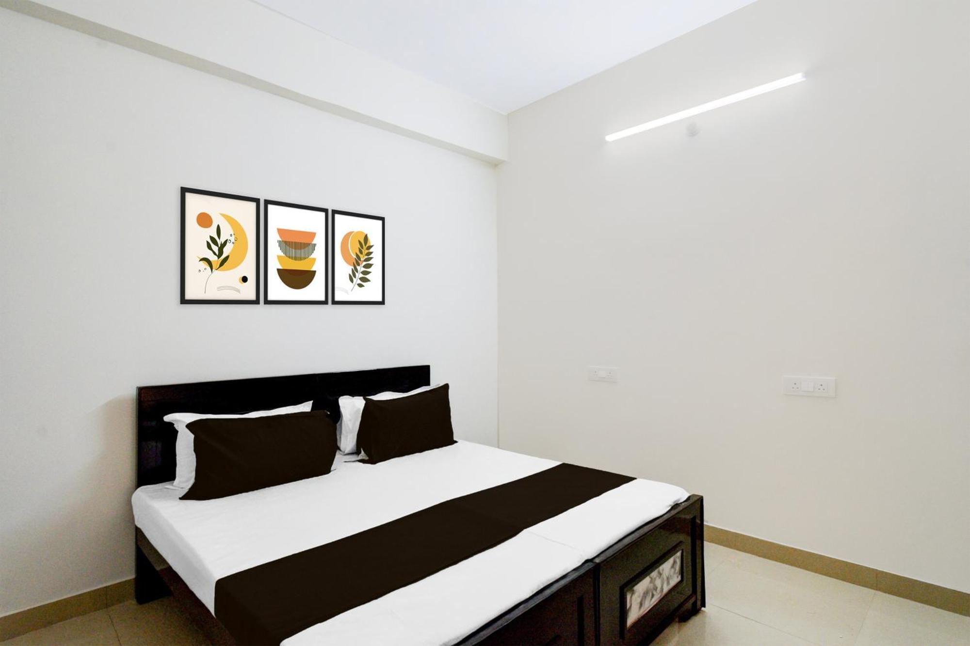 O Sri Vani Co- Live & Hotel *