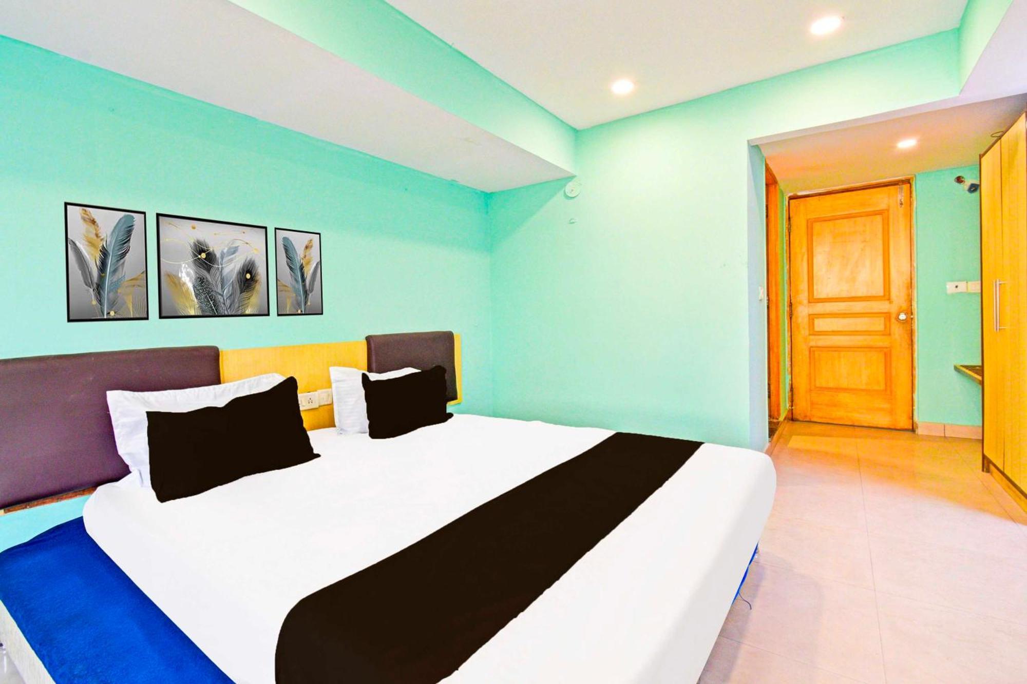 Collection O Ameerpet Balkampet Road Hotel