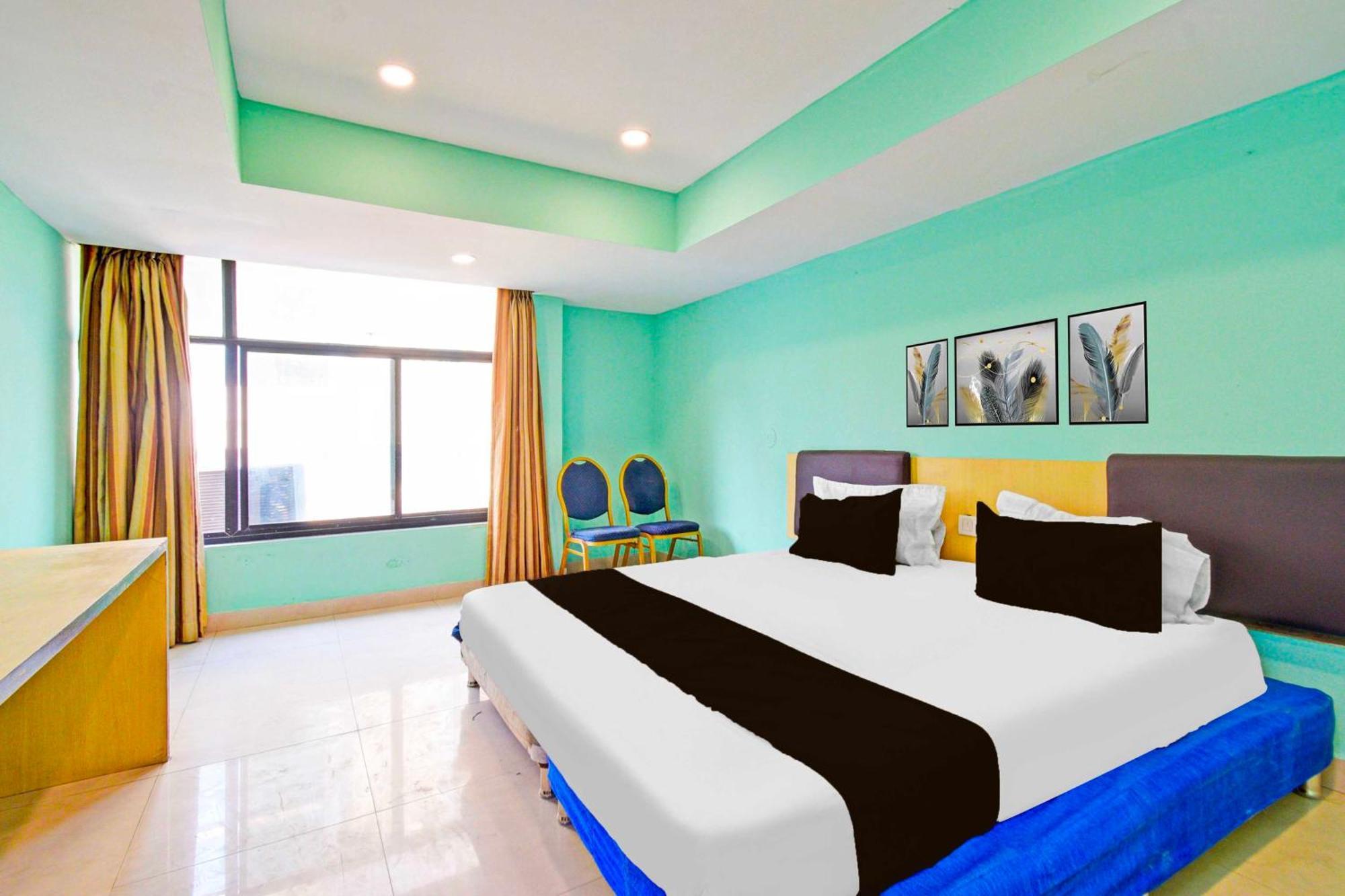 Collection O Ameerpet Balkampet Road Hotel