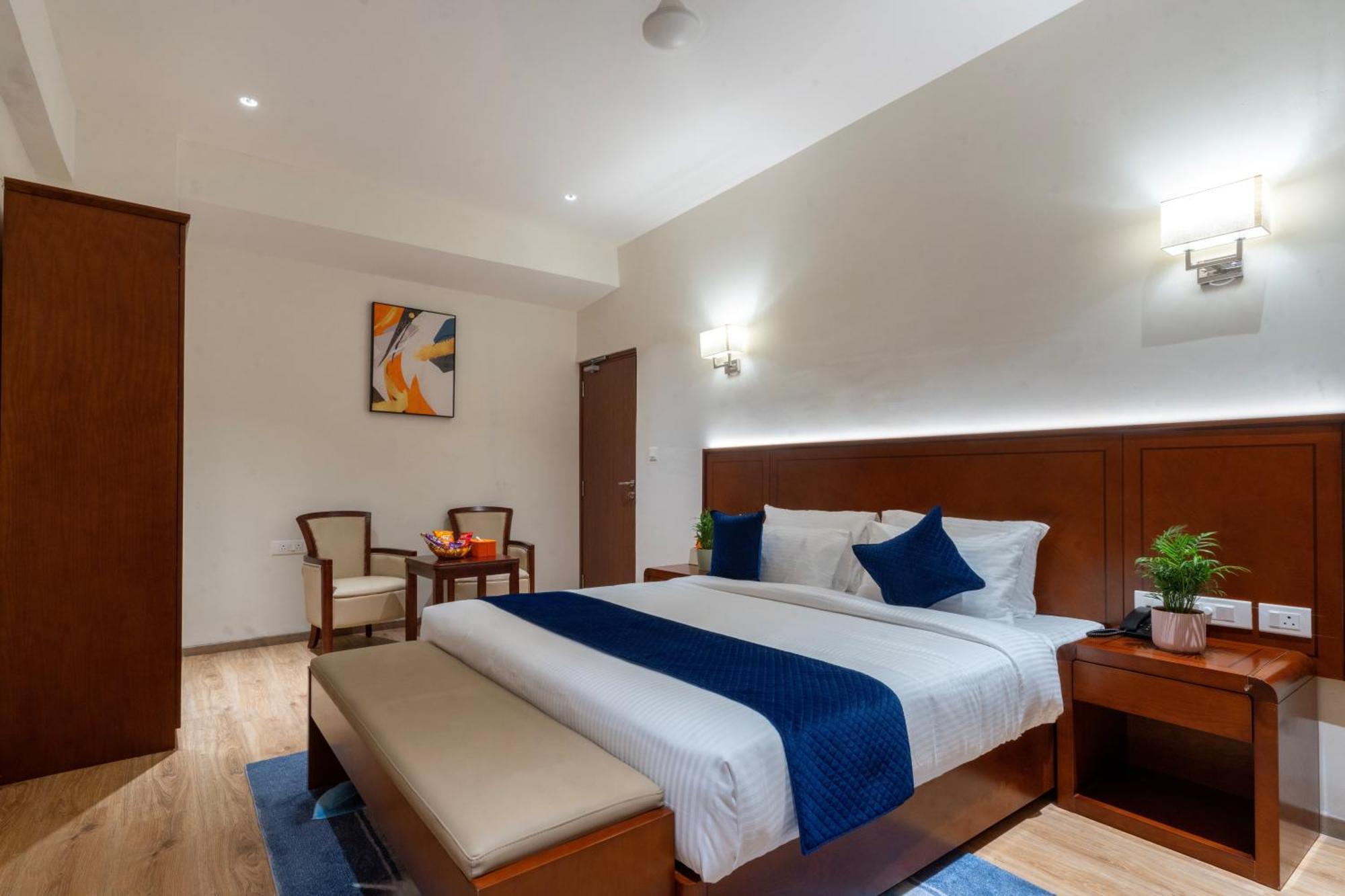 Hotel The Orange - Narsingi,