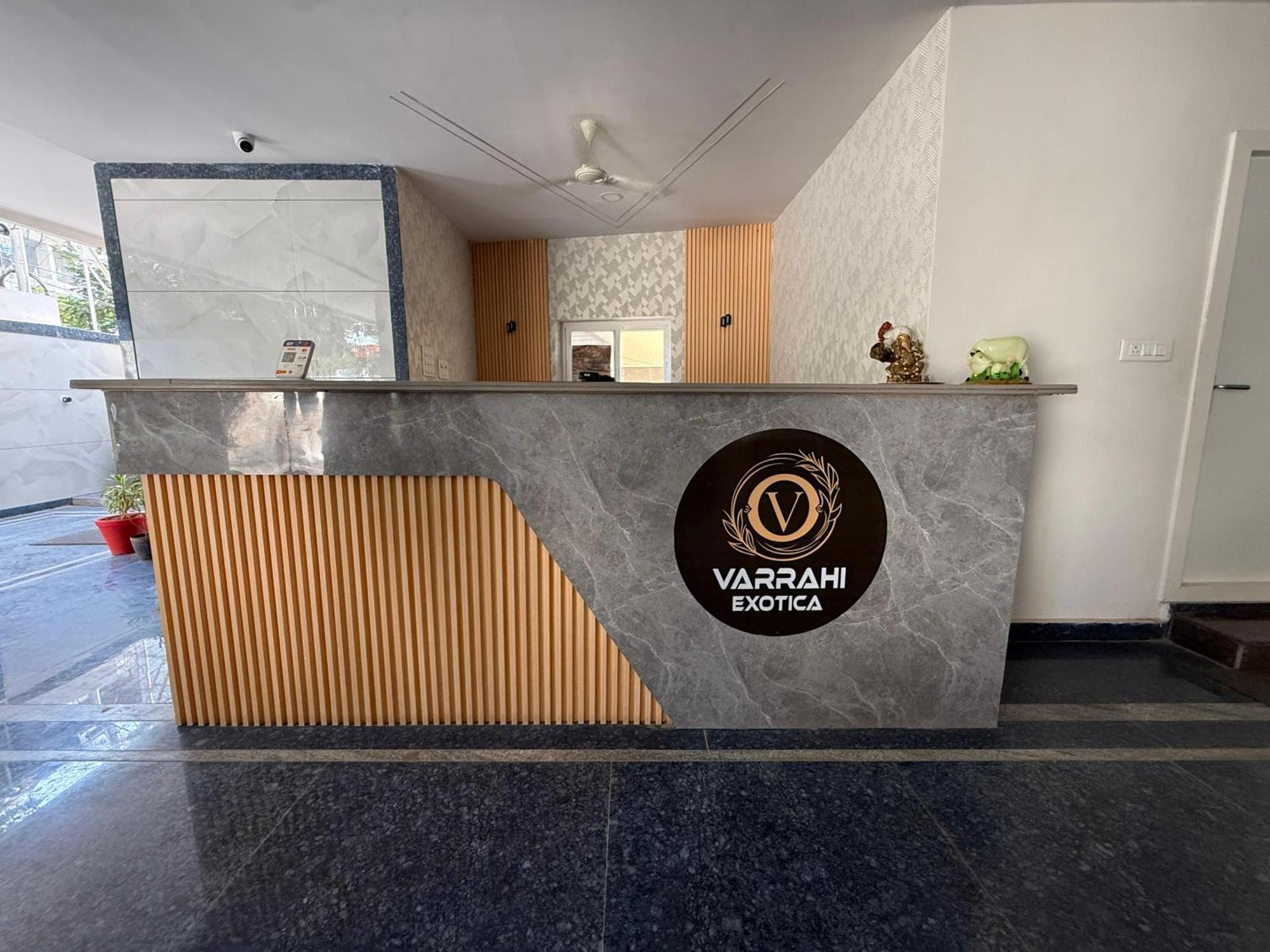 Vaarahi Chanda Nagar, Near Hitech 3* Hyderabad