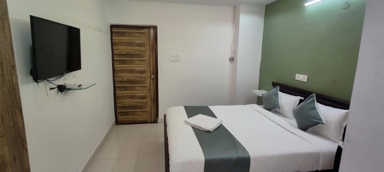 Hack N Sleep Living Hotel 3*