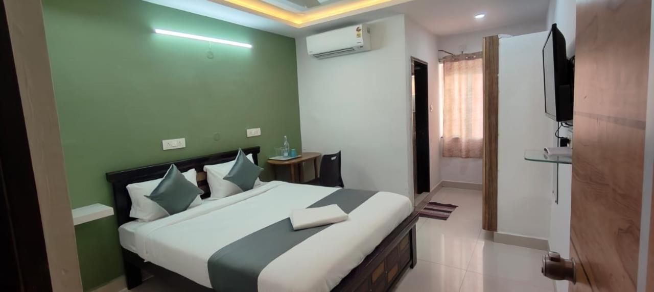 Hack N Sleep Living 3* Hyderabad