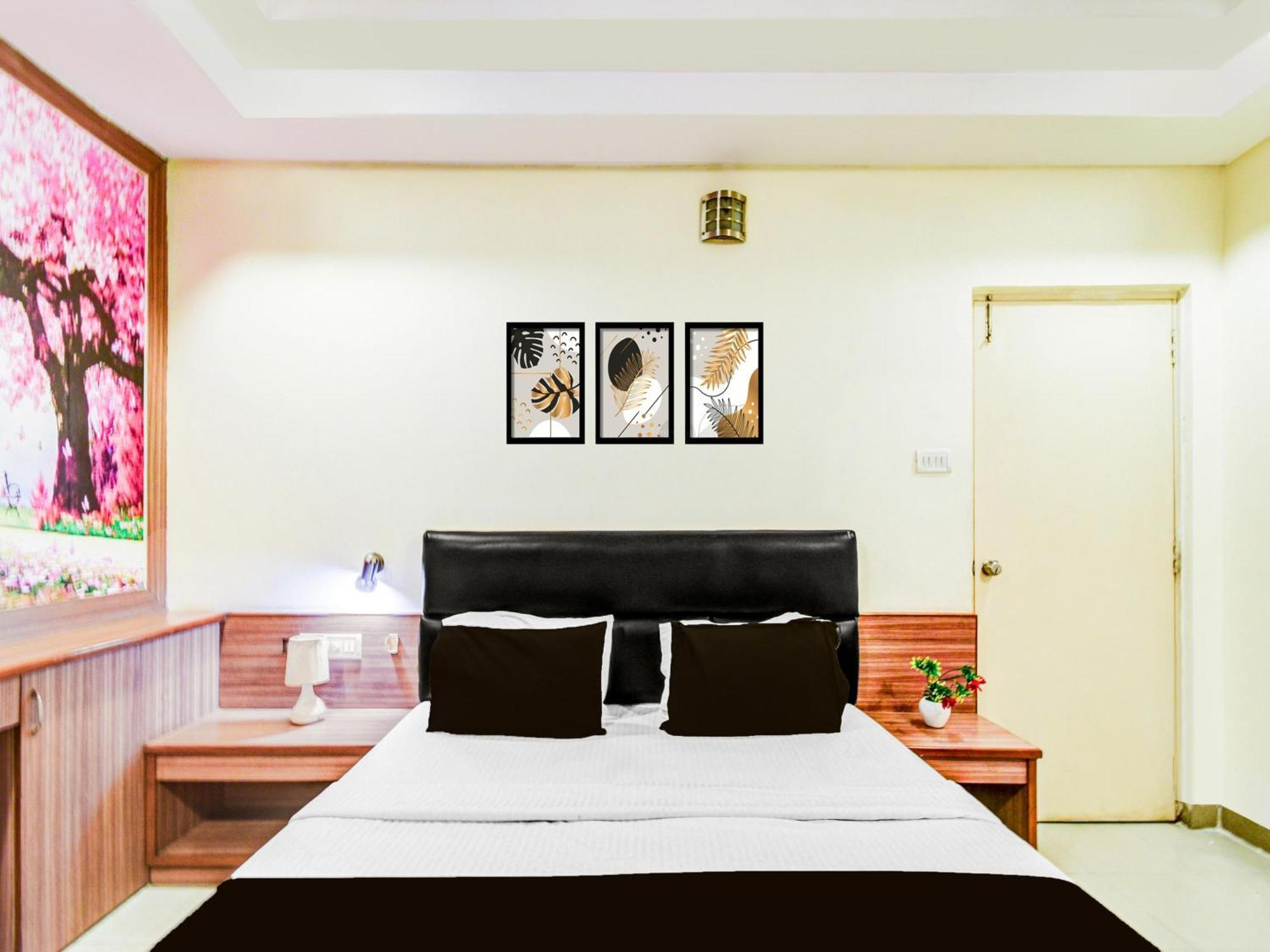 Super Townhouse Red Hills Lakdikapul Formerly Sitara Grand Hotel