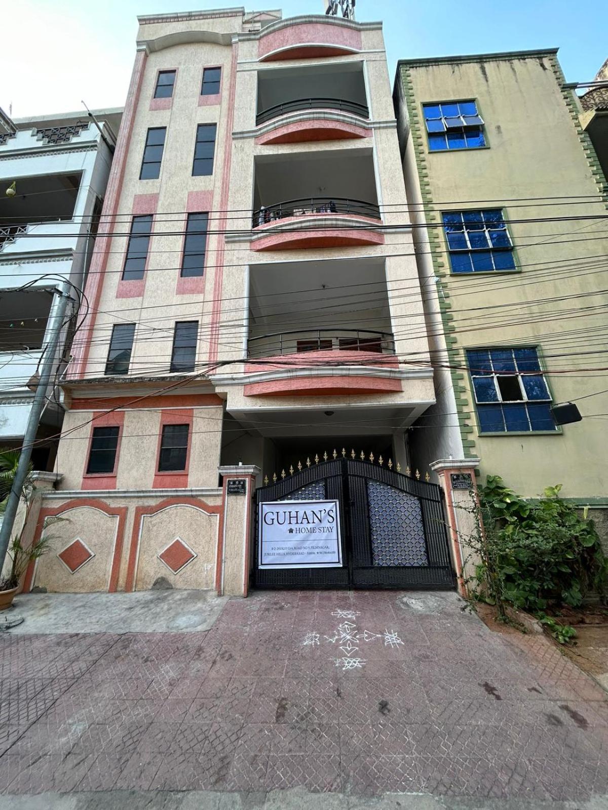 Guhan Homestay- 2bhk Serviced - Full Furnished & Full Kitchen, Wifi & Balcony *