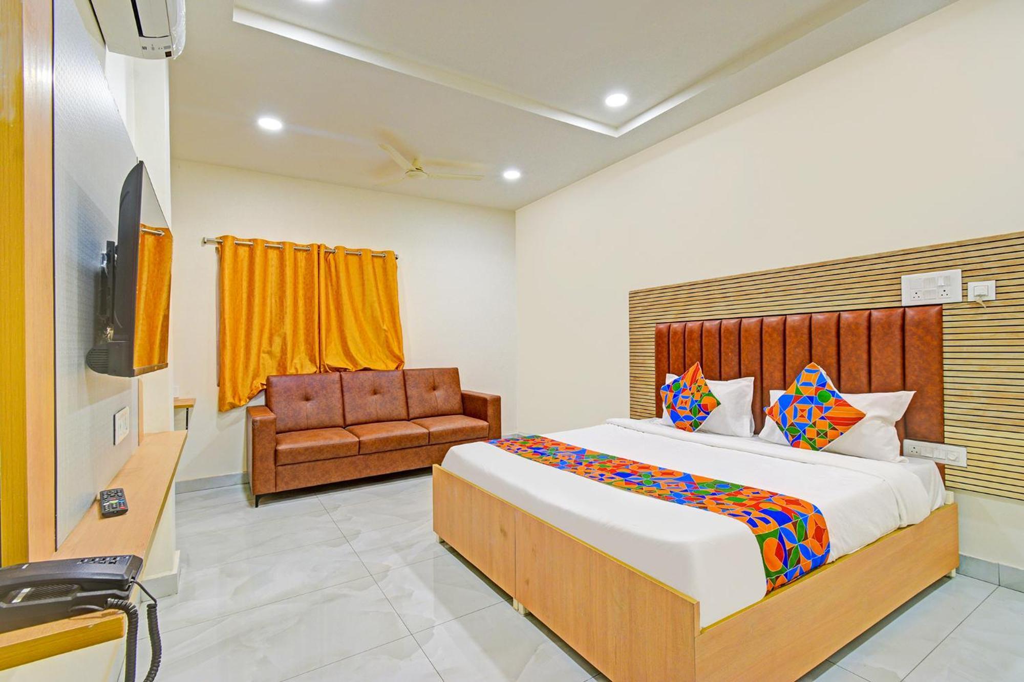 Fabhotel Lexus Grand- Nr Gsm Mall, Miyapur Hotel 3*