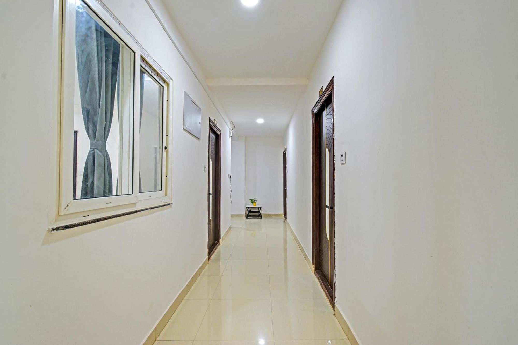 Fabhotel Dolce Grand- Nr Yashoda Hospitals Hitech Hotel