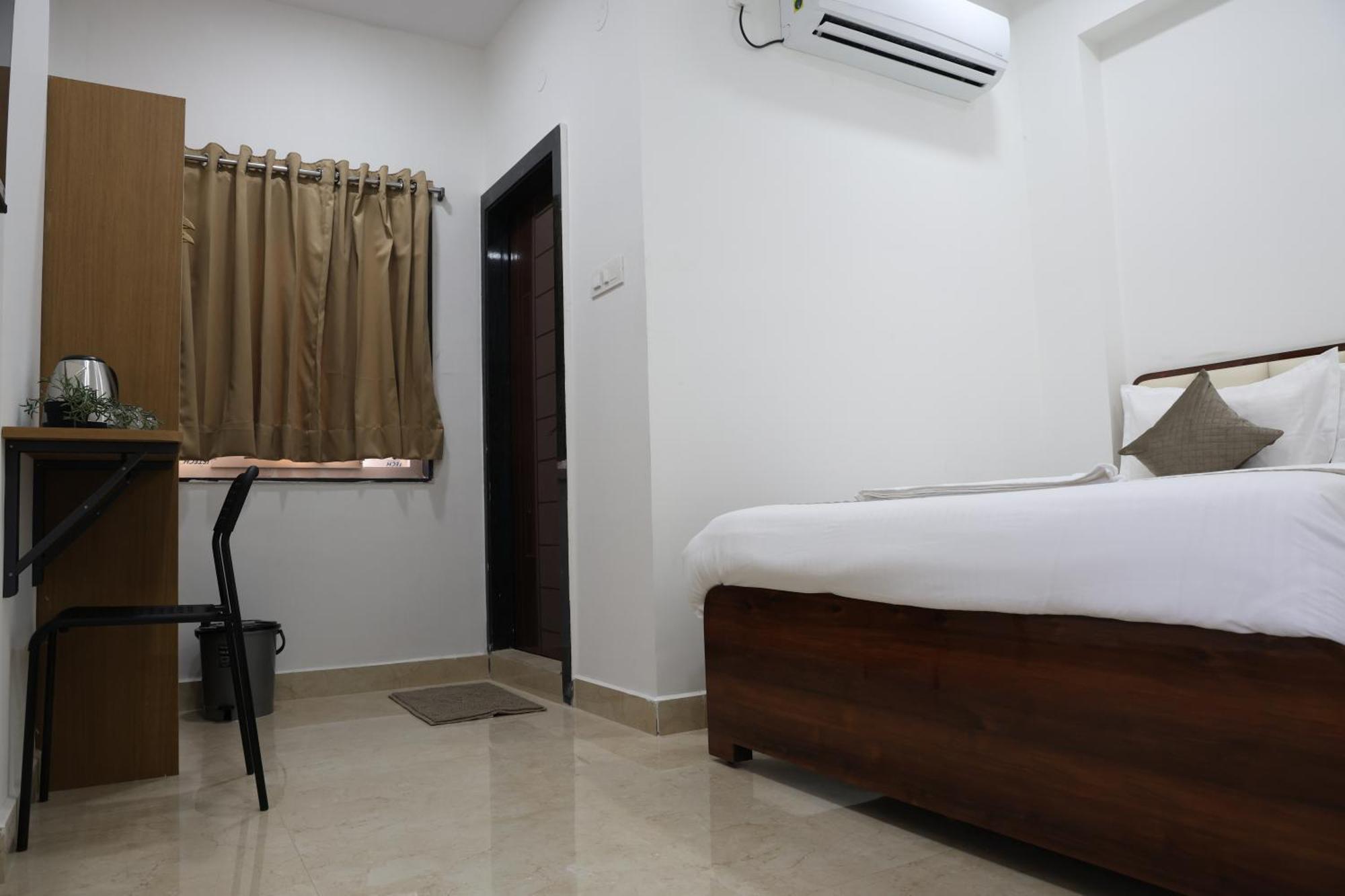 Hotel Innzoy - Tngo Colony 3*
