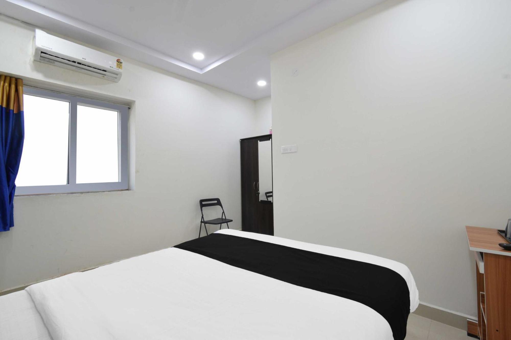 Hotel O Adibatla