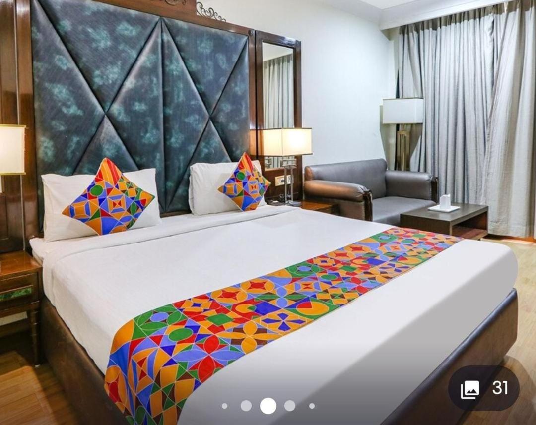 Blossom Rooms- 10 Percent Off On Restaurant Order- Beside Care Hospital- Banjara Hills Hotel Hyderabad