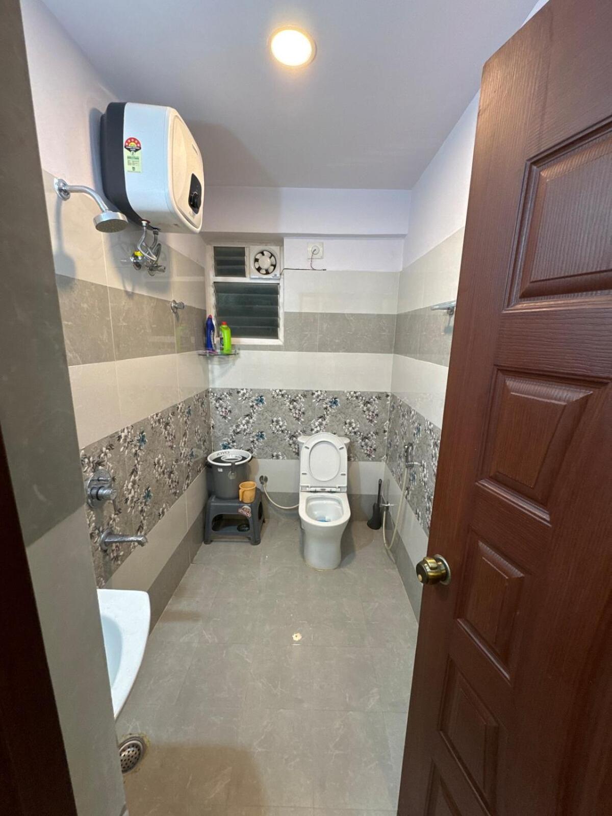 Center Apartment *