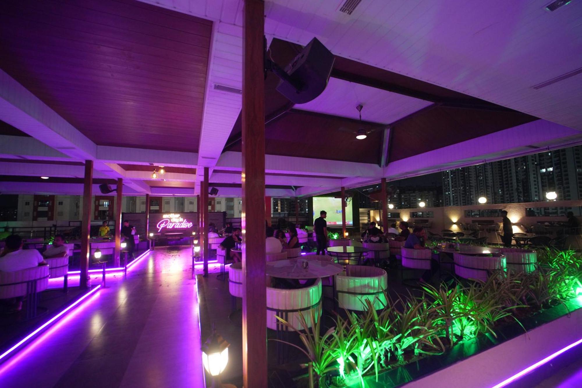 Occassia Bliss - Premium With Rooftop Restaurant & Bar In Miyapur