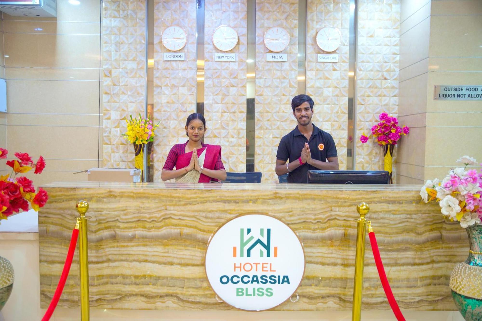 Occassia Bliss - Premium With Rooftop Restaurant & Bar In Miyapur Hotel 3*
